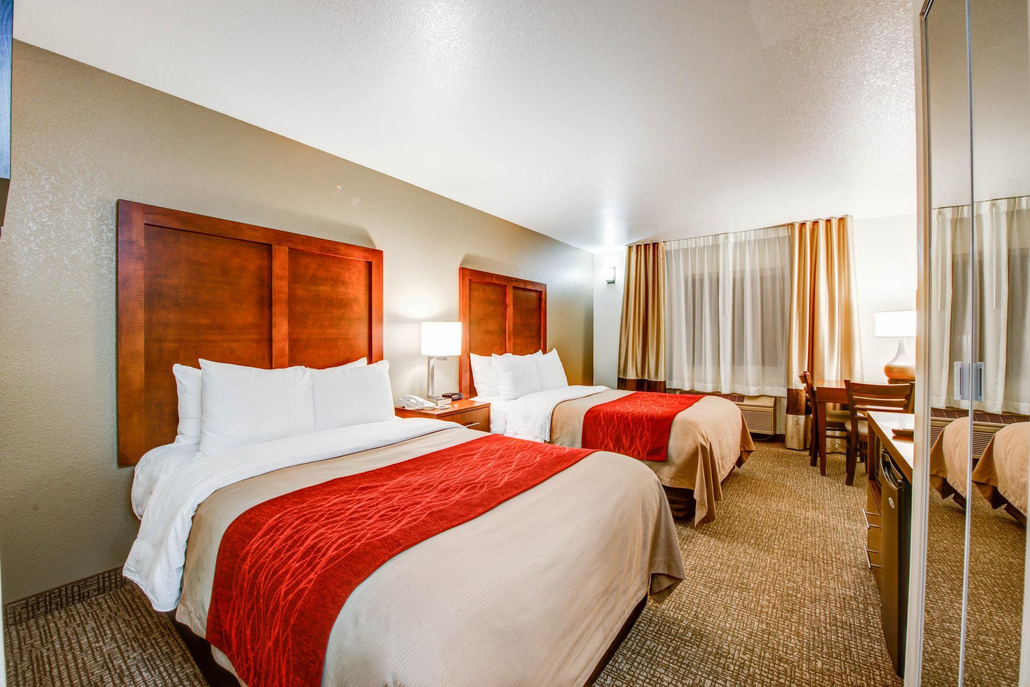 Comfort Inn Fontana Exterior photo