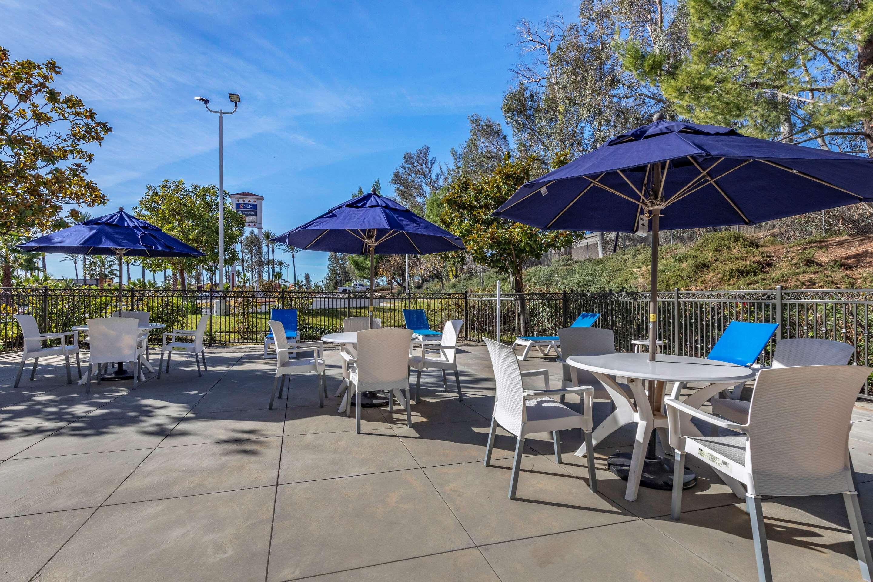 Comfort Inn Fontana Exterior photo